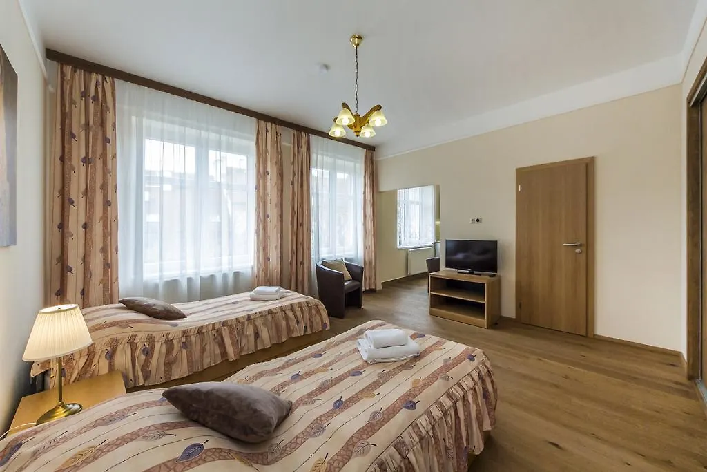 Aparthotel Lublanka Praga 3*,
